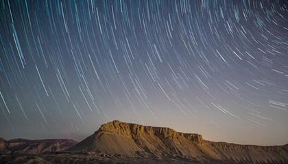 每周股票复盘：潮宏基（002345）连续3个交易日收盘价格涨幅偏离值累计超过20%