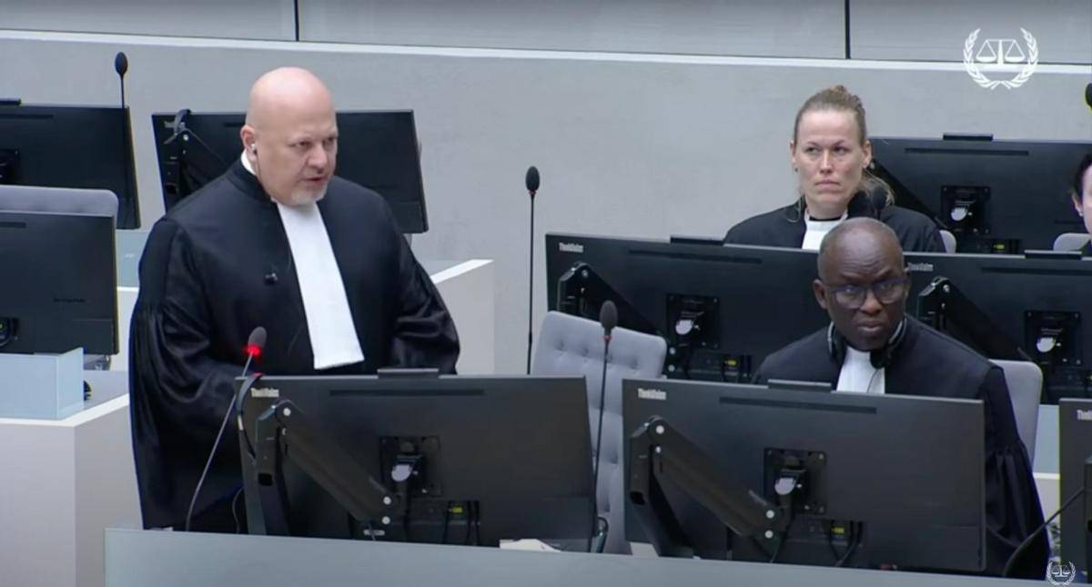 老杜在狱中告诉莎拉，三年后他将不惜代价，扶莎拉坐上总统宝座！