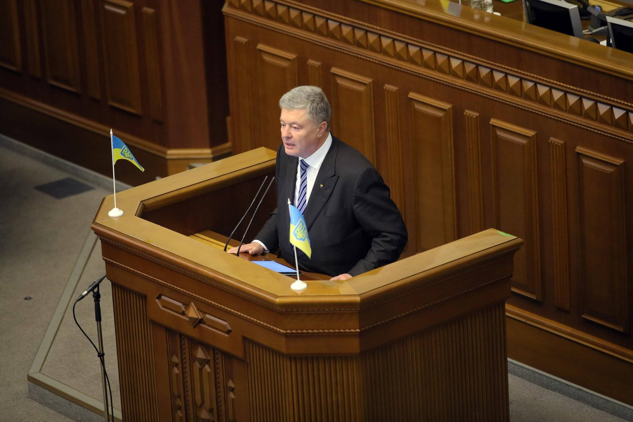 英国监管乌克兰总统大选，是为了“保泽”还是“倒泽”？